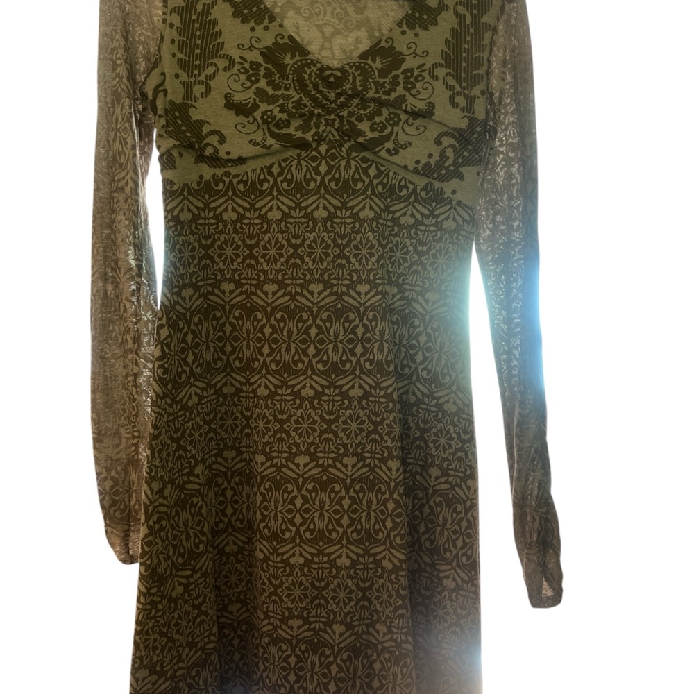 Athleta Gray Long Sleeve V neck Dress with underskirt and see through arms XS
